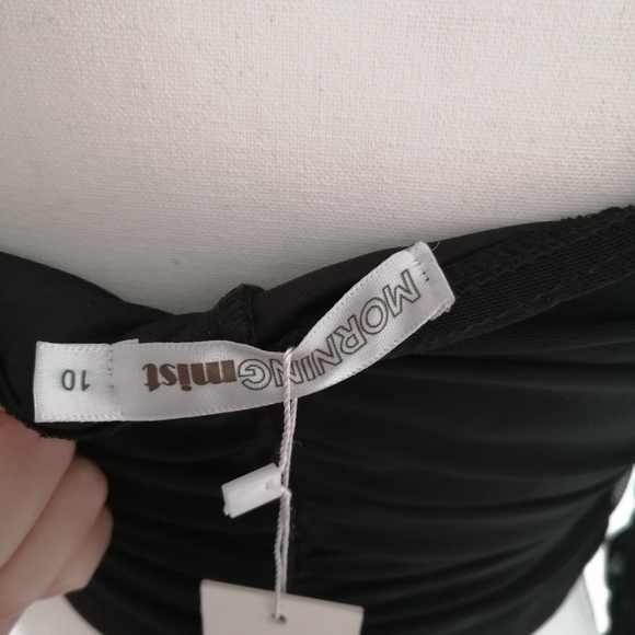 Top - Picture 9 of 12